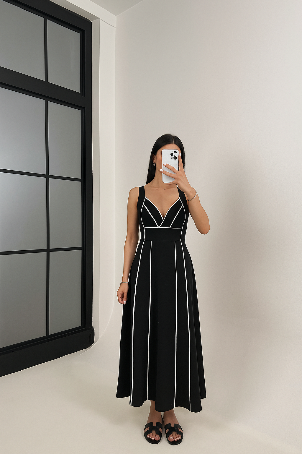 Elegant Contrast Panel Maxi Dress - 00144
