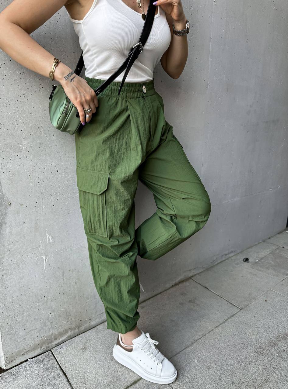 Parachute Fabric Cargo Pants - P00075
