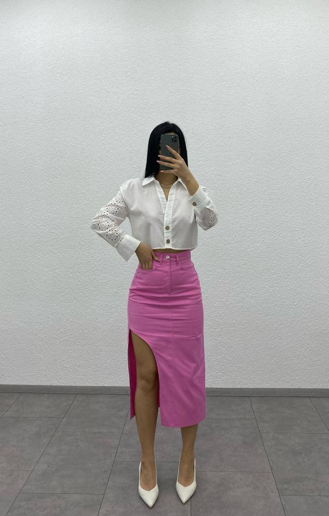Cropped shirt with patterned sleeves - G00026