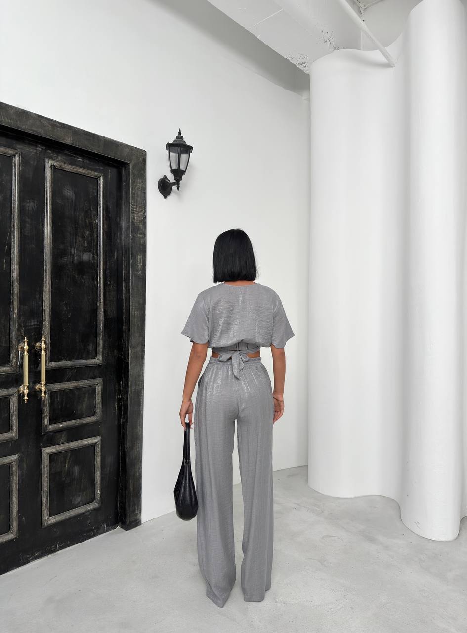 Shiny Fabric Crop Trousers Set with Back Tie - TK00056