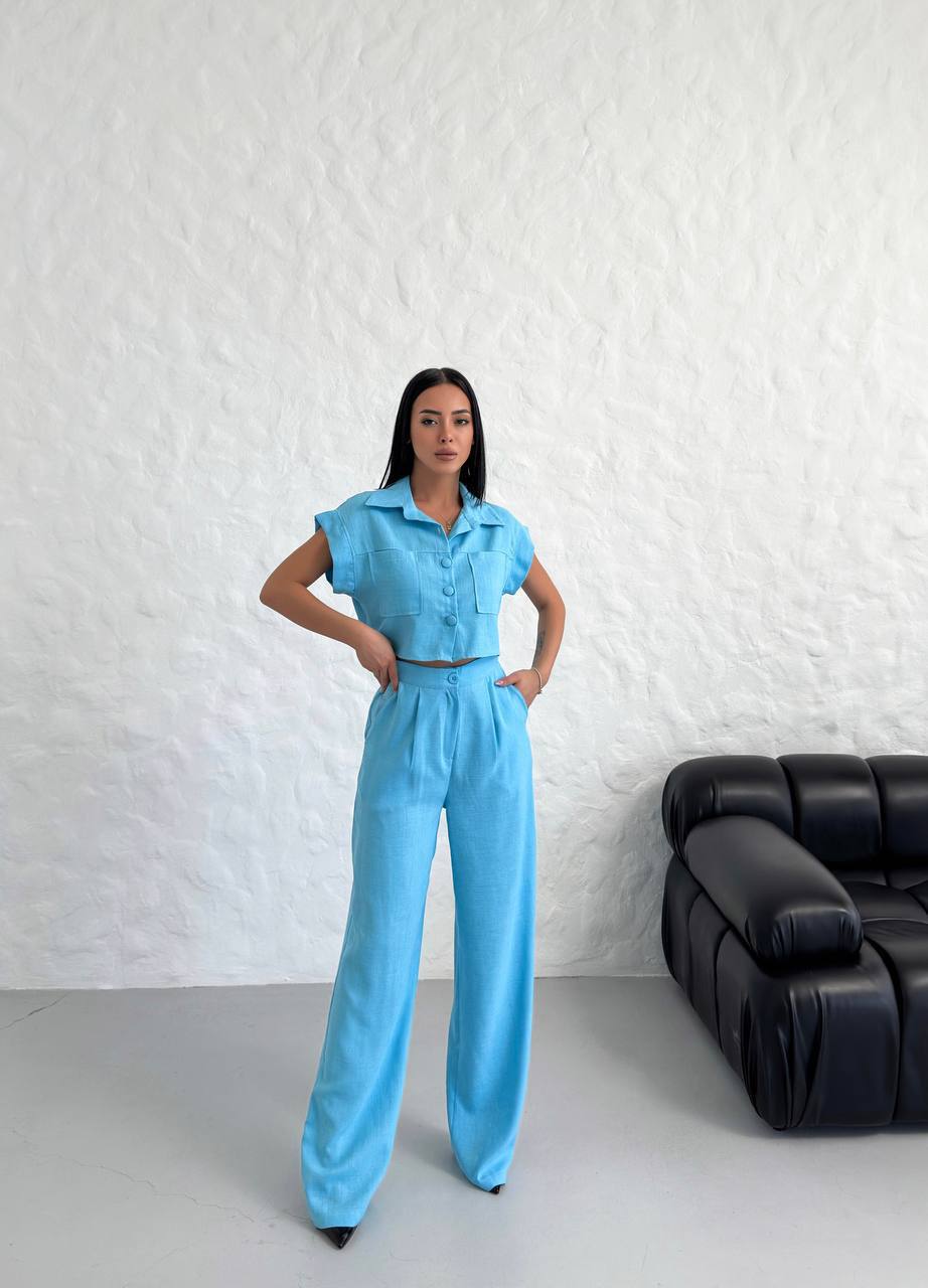 WOMEN'S BUTTON DETAIL CAPED TROUSERS SUIT - TK00051