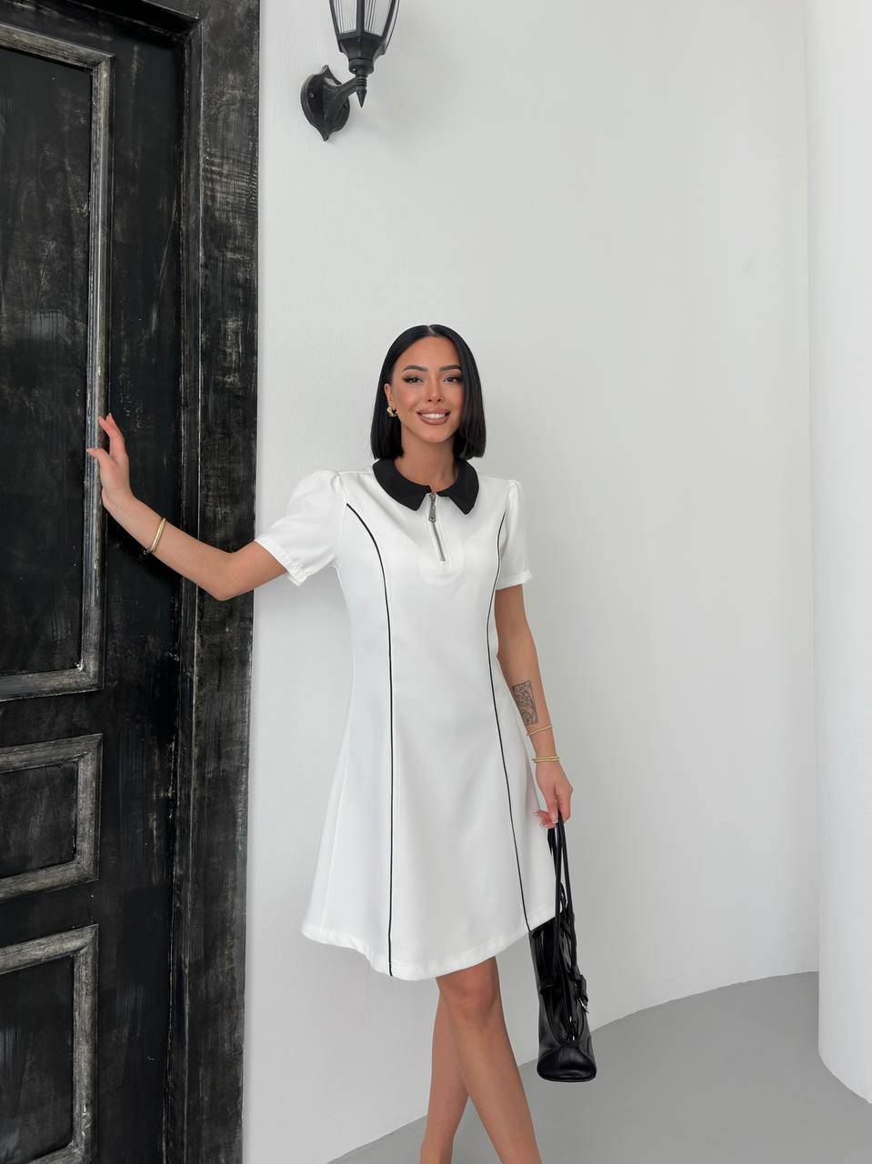 Classic Collar Contrast Dress – Available in Beige, Burgundy, and White - 00130