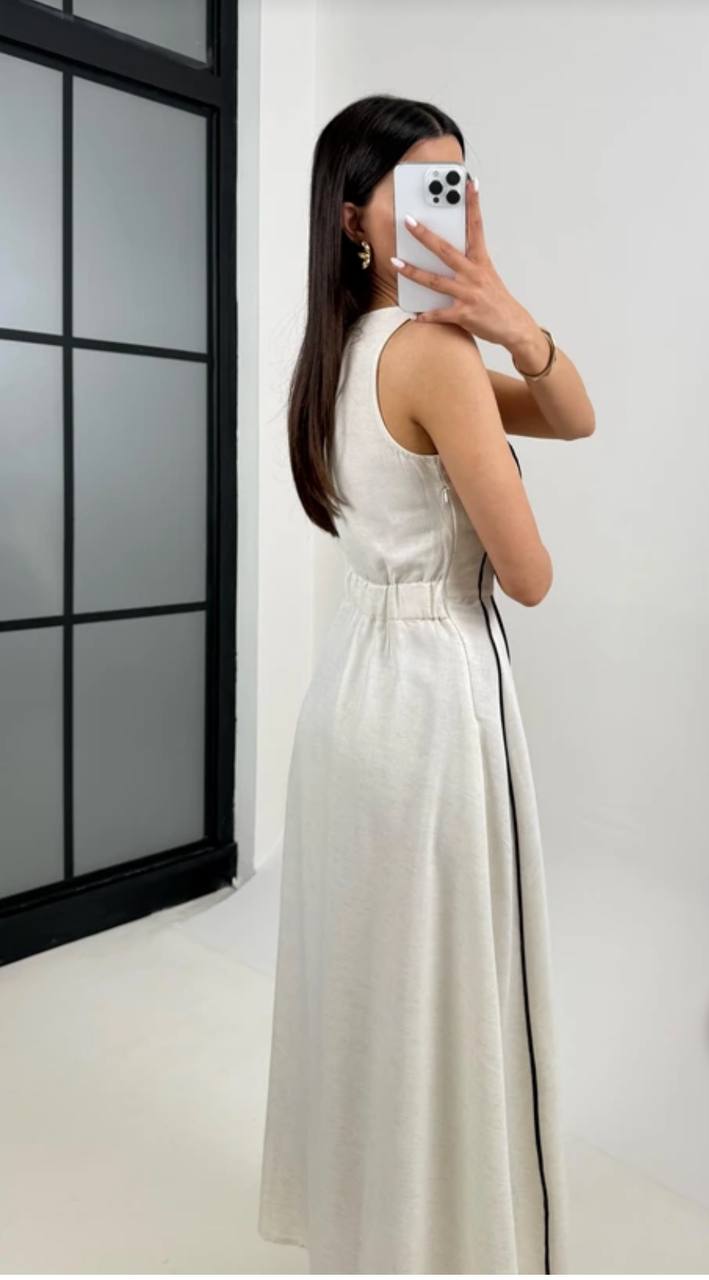Elegant Contrast Panel Maxi Dress - 00144