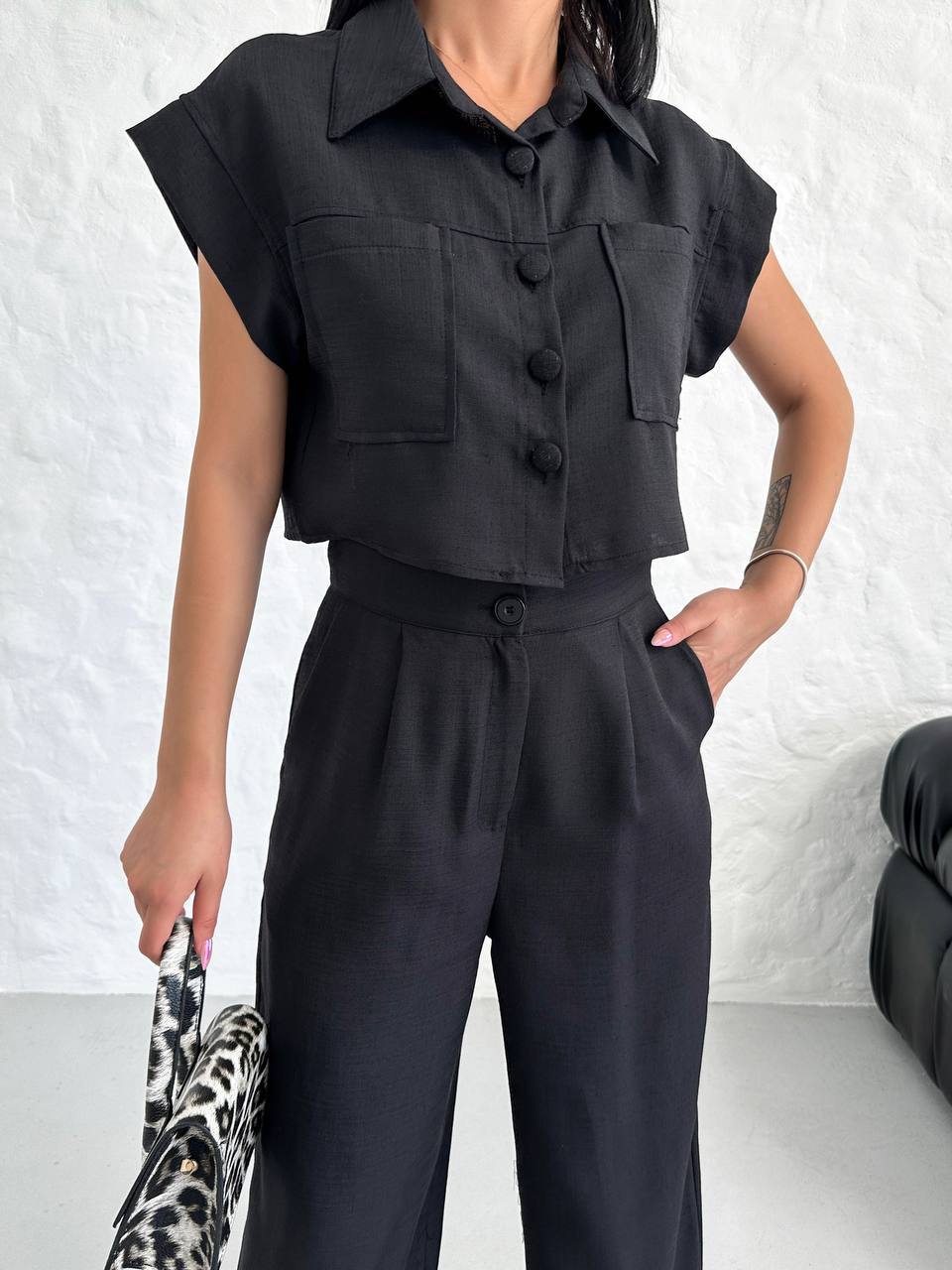 WOMEN'S BUTTON DETAIL CAPED TROUSERS SUIT - TK00051
