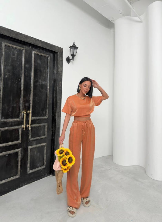 Shiny Fabric Crop Trousers Set with Back Tie - TK00056
