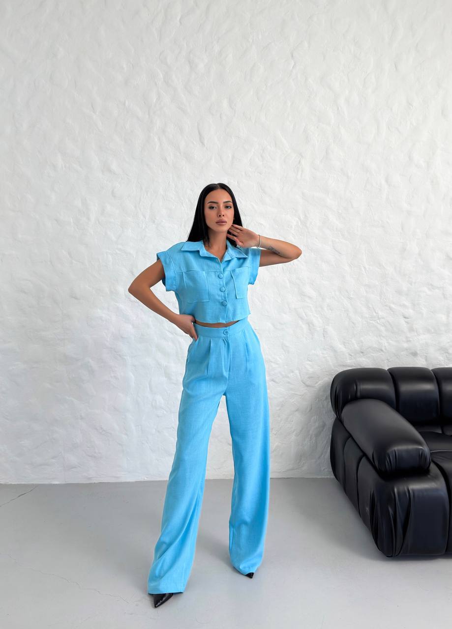 WOMEN'S BUTTON DETAIL CAPED TROUSERS SUIT - TK00051