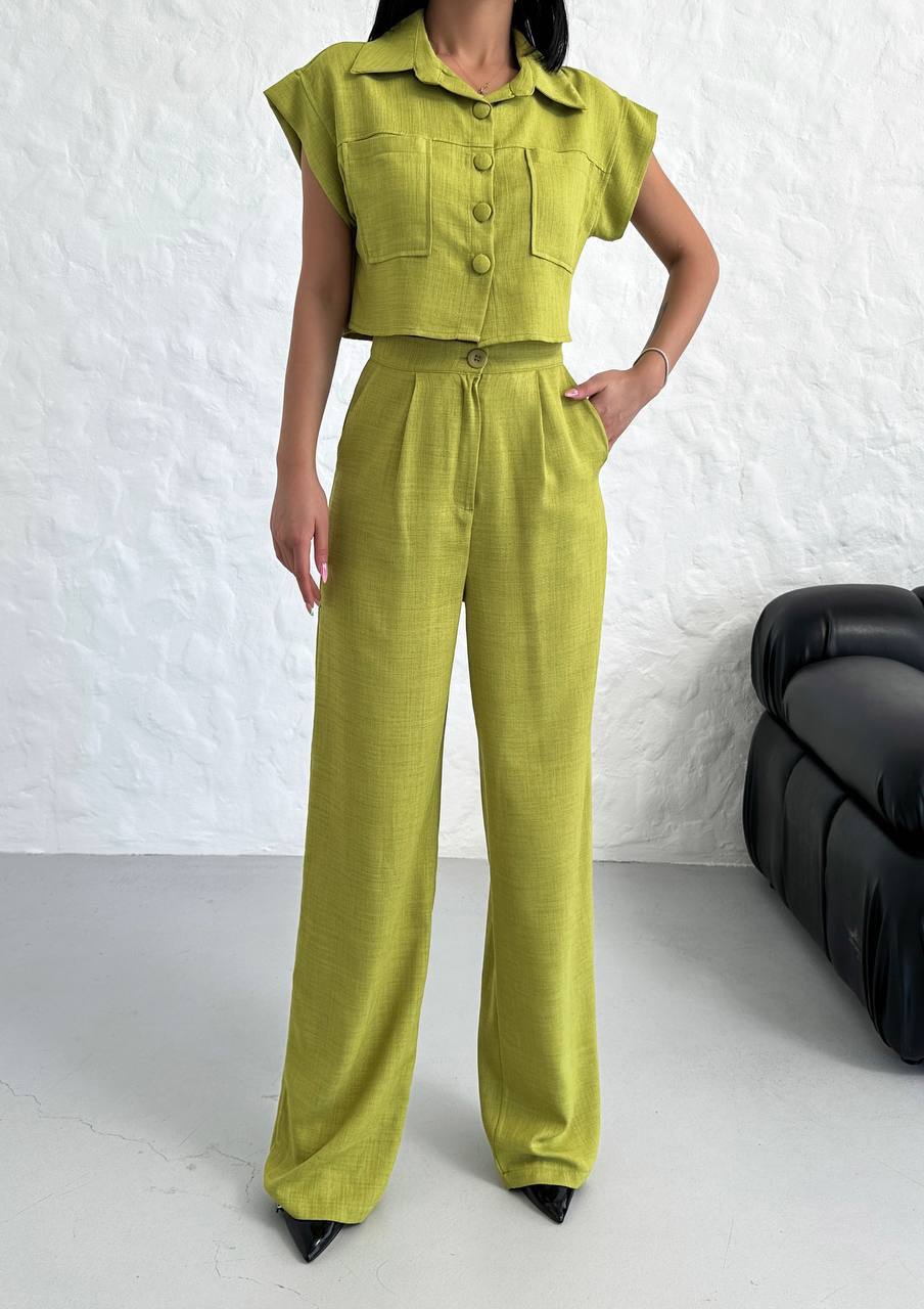 WOMEN'S BUTTON DETAIL CAPED TROUSERS SUIT - TK00051
